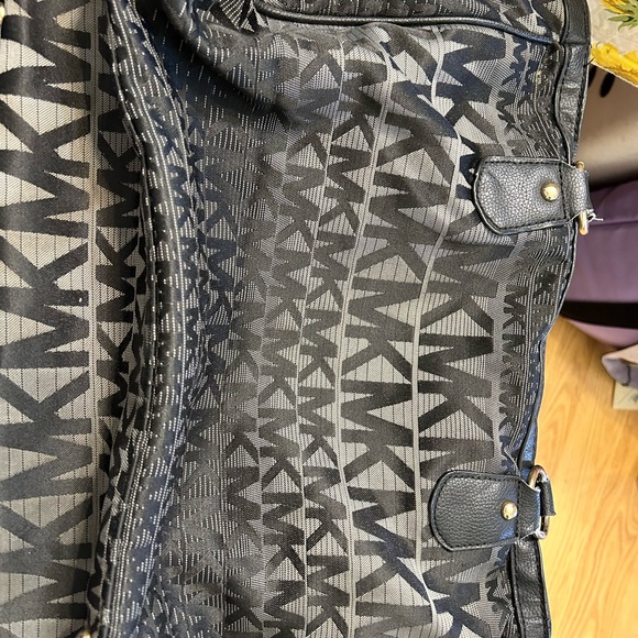 Michael kors bag - Picture 2 of 3